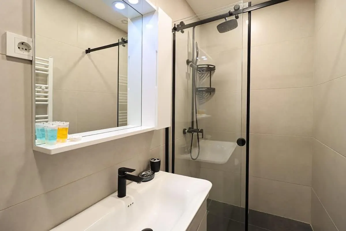 Cozy 1Br Apt Near Vake Park - By Wehost Tbilisi Georgien
